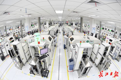 智造大城，解碼武漢智能工廠 人工智能基礎(chǔ)軟件如何鑄就產(chǎn)業(yè)智高點(diǎn)