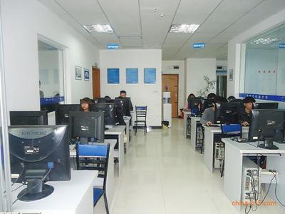楊家坪首選電腦培訓(xùn) 因特爾學(xué)校，誠信鑄就專業(yè)計算機(jī)服務(wù)